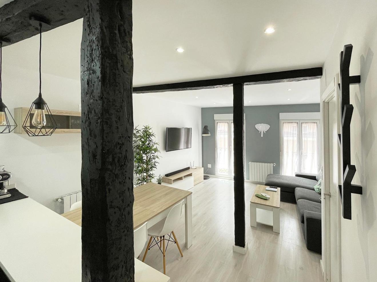 Luminoso Apartamento En Pleno Centro De Santander Exteriör bild