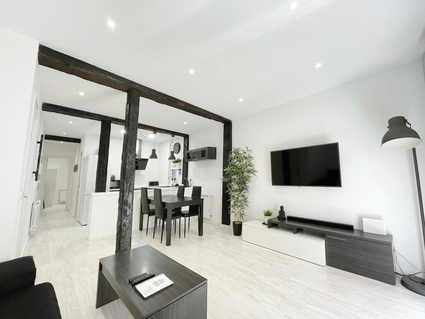 Luminoso Apartamento En Pleno Centro De Santander Exteriör bild